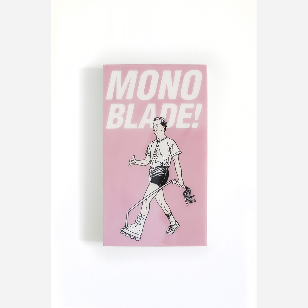 Mono Blade 01